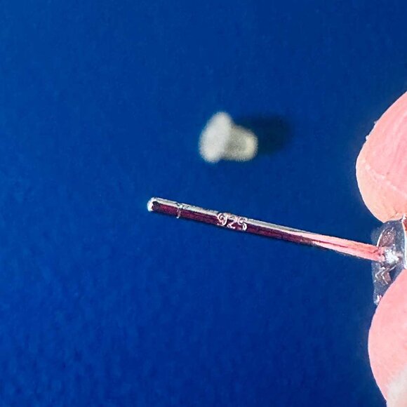 925 Sterling Silver Minimalist Dainty Mint Green Gemstone Stud Earrings - Picture 5 of 6